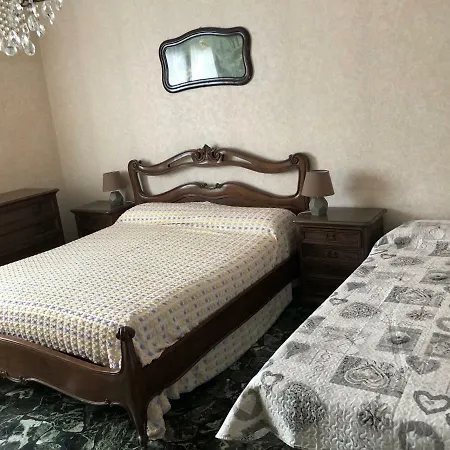 Crispi Apartment Savona
